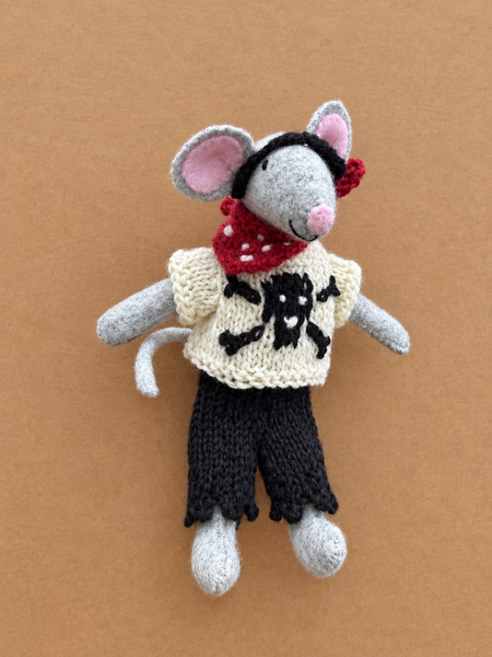 Knitted Wardrobe for your felt animal